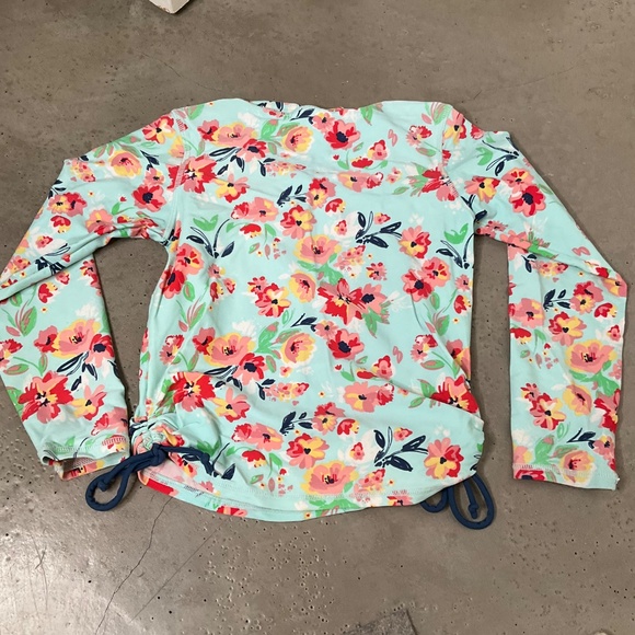 Ruffle Butt Rash Guard Top - Picture 2 of 5